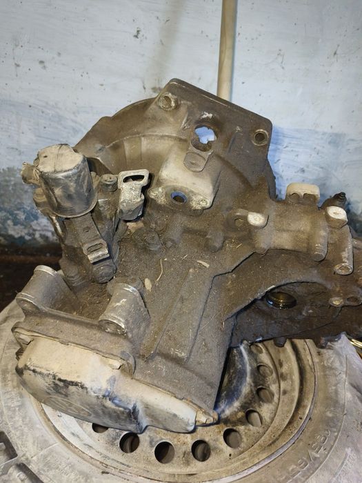 Коробка механика пассат