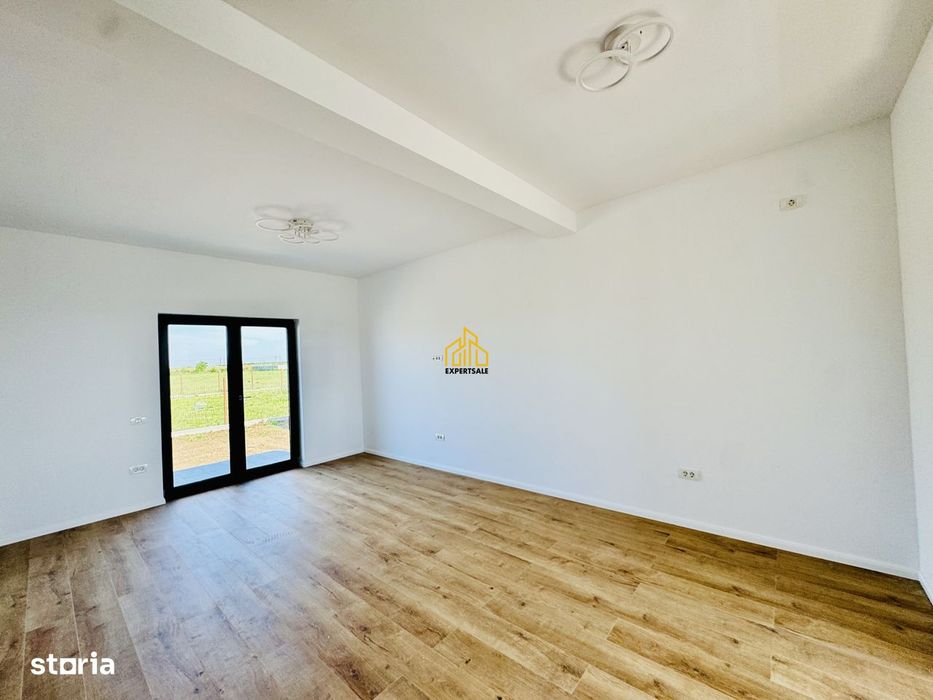 Casa Domnesti/  4 Camere/ 400 Mp Teren/Utilitati