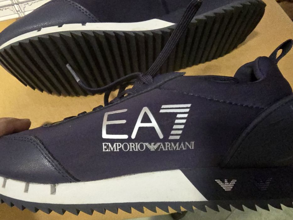 E. ARMANI маратонки
