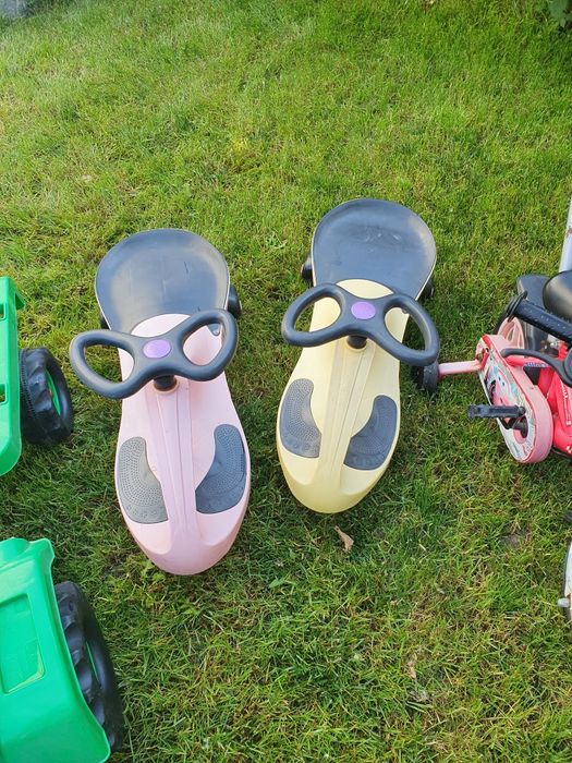 Jucarii cu pedale pt copii