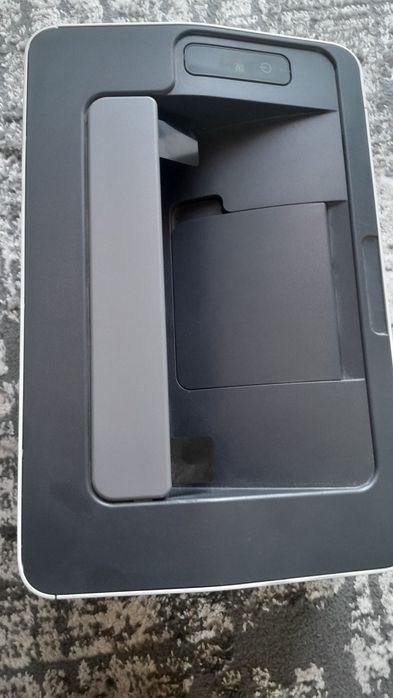 Hp laser 103a почти новый