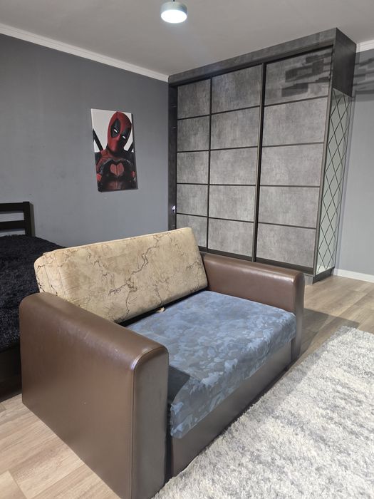 Диван              .