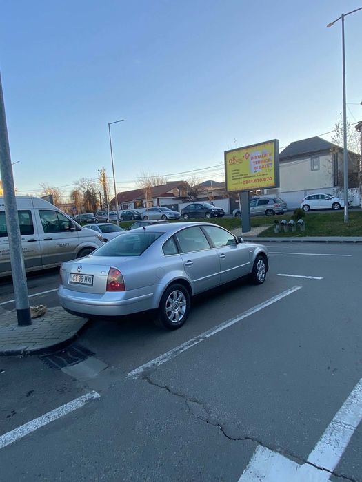 Vw passat b5 an 2003 moror 1.9Tdi 131 hp Se vinde fara numere si Acte