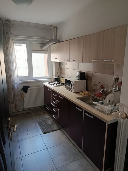 Inchiriez apartament 2 camere Nord