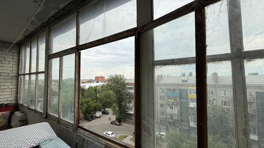 Продам 4 комнатную квартиру