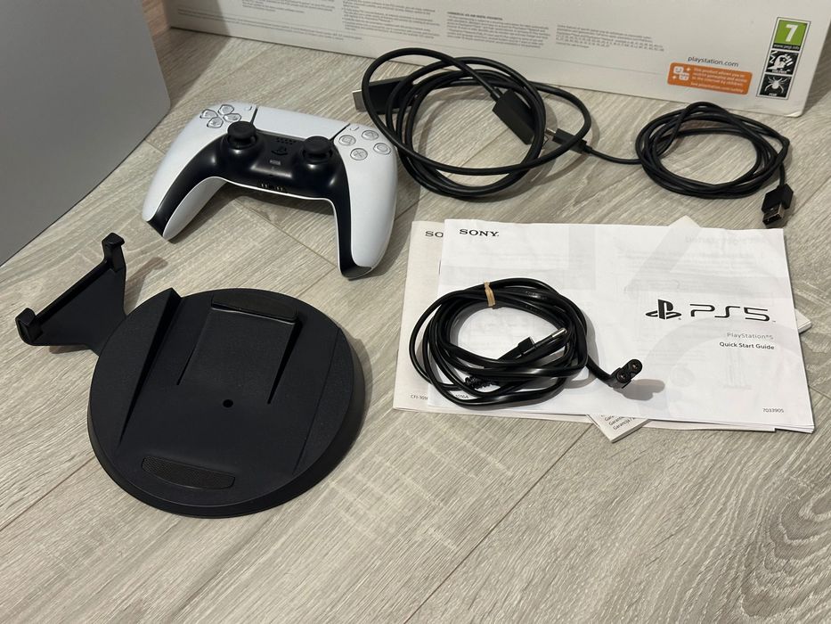 PS5 - PlayStation 5 DISK  - First Edition