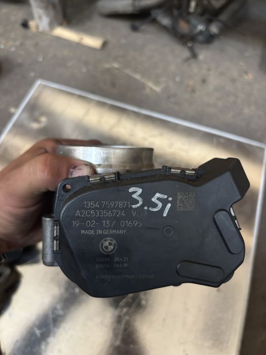 Дросел BMW 3.5i .