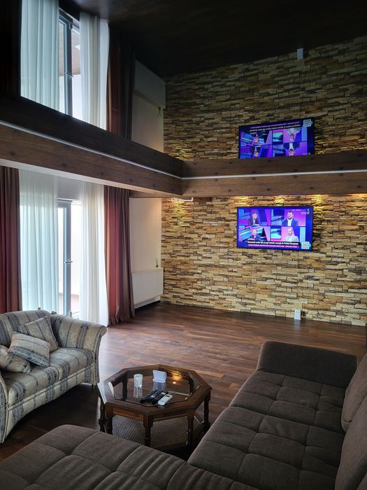 Apartament deosebit de inchiriat .