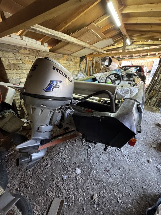 Лодка Анджело Молинари