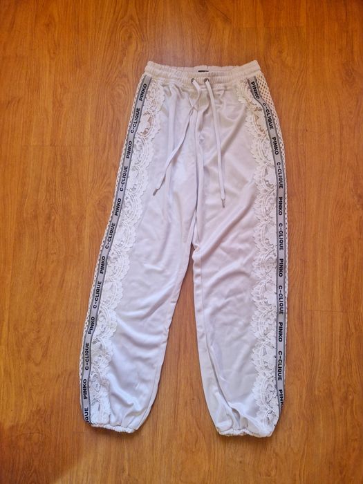 Дамски зелен спортен панталон Nike AIR и спортен панталон Pinko