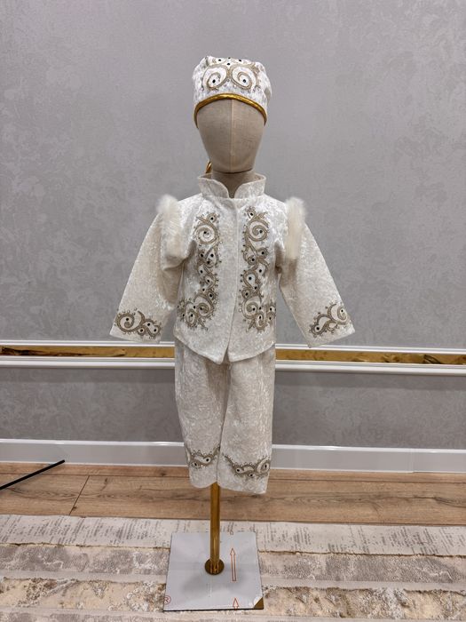 тусау кесер казакша киым