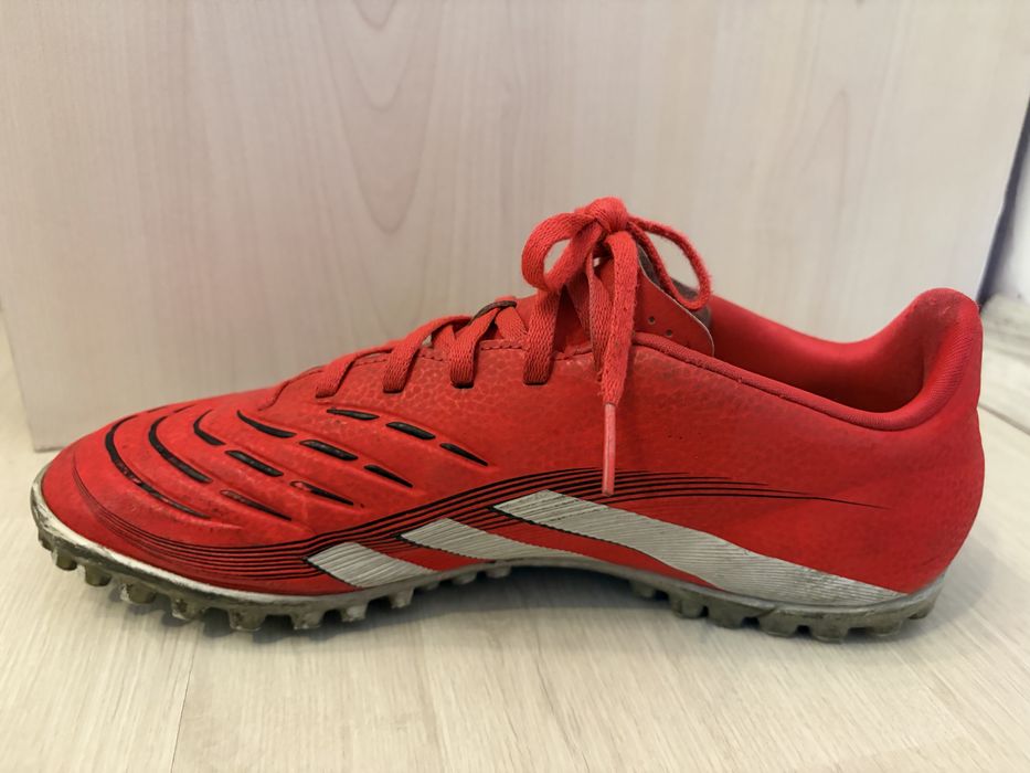 Бутонки стоножки Адидас/ Adidas Predator 41 1/3