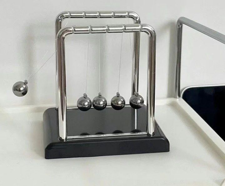 Nyuton balansi sotiladi