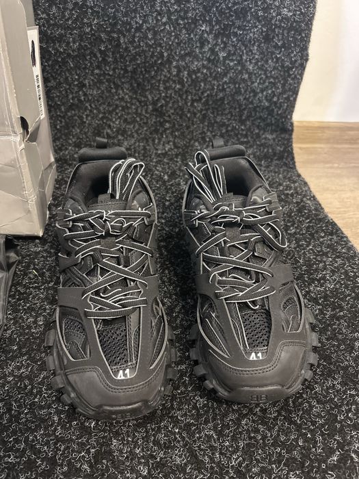 Adidasi Balenciaga Track Led marimea 41