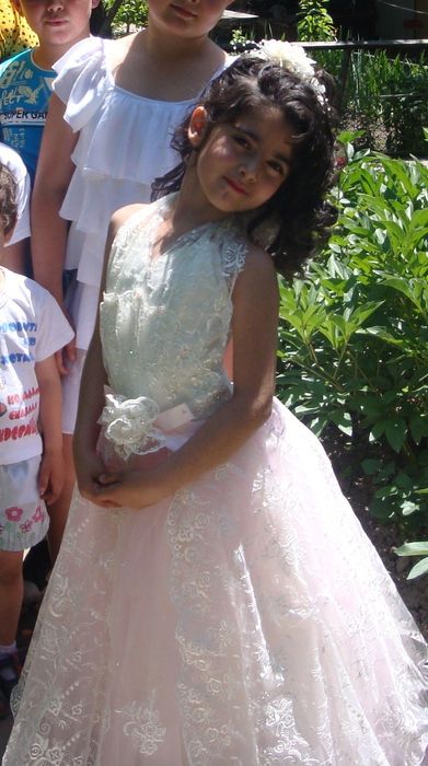 Бальное платье продам