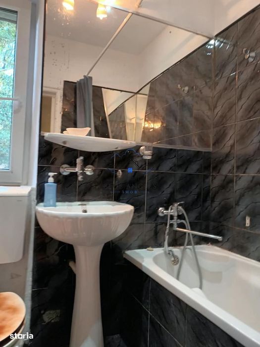 Apartament 2 camere de închiriat – vis-a-vis de Poarta Șchei