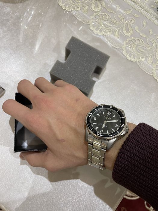 Продаю часы tamer