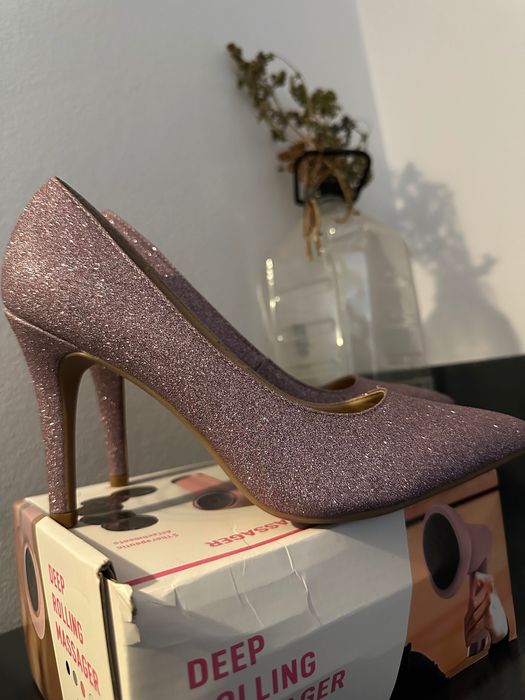 Pantofi stiletto nr 38
