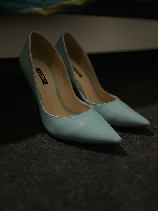 Pantofi stiletto cu toc