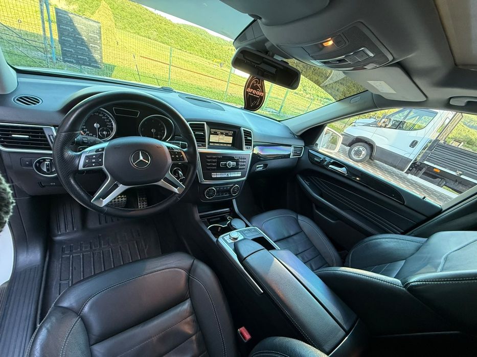 Vând-schimb Mercedes ML