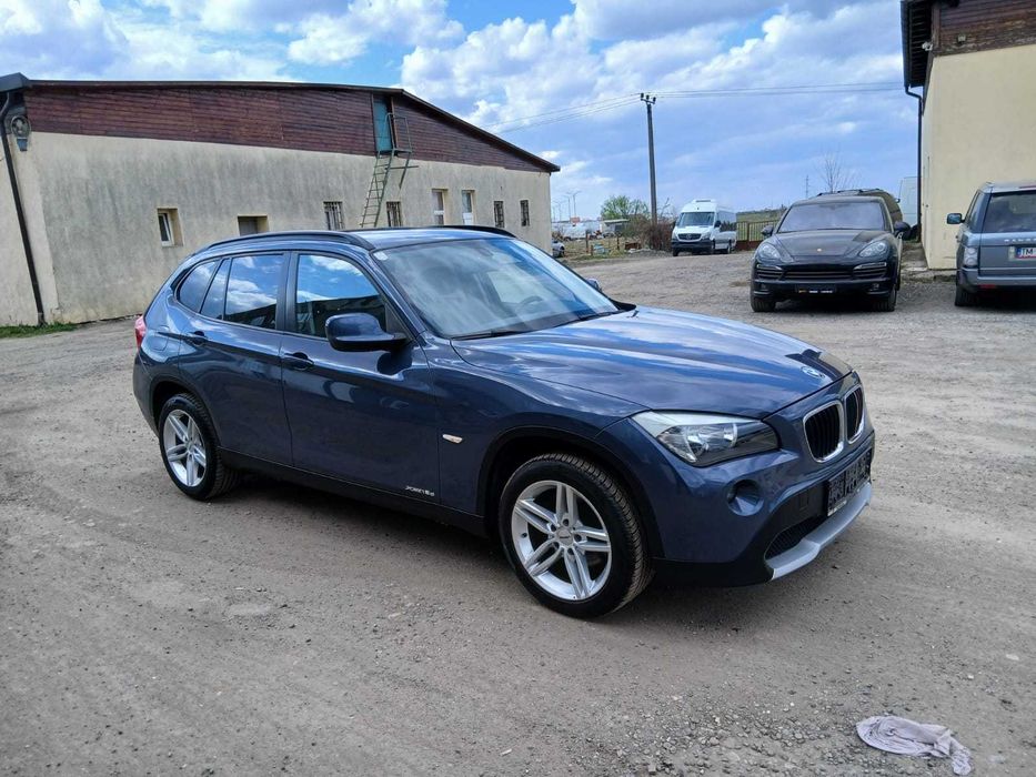 BMW X1 2011 — imagine 2