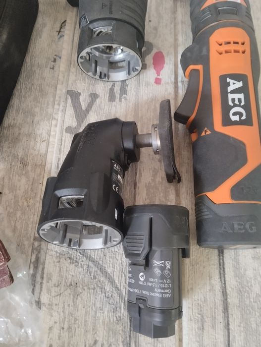 Машинка на AEG   lithium-ion батерия