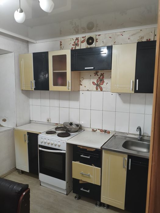 Сдаю 2-х комн квартиру