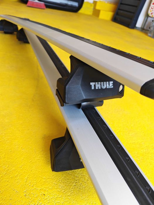 Vand cutie portbagaj THULE + set complet bare Thule