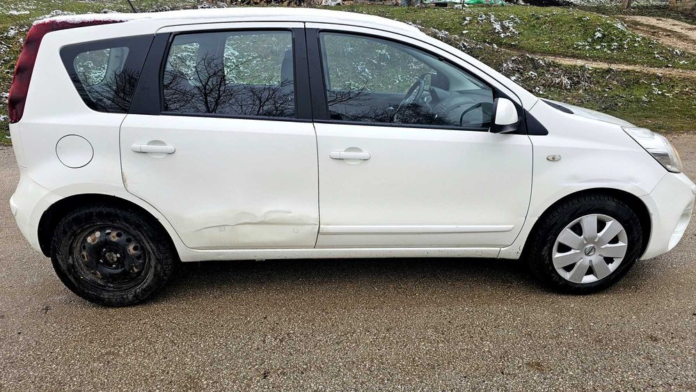 Nissan note 1.3бензин