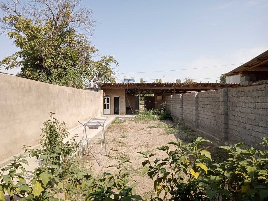 Yu  Дом 3 комнаты, земля 2,5 сотки, Янгихаёт Бинокор, 3км от Ярмарки