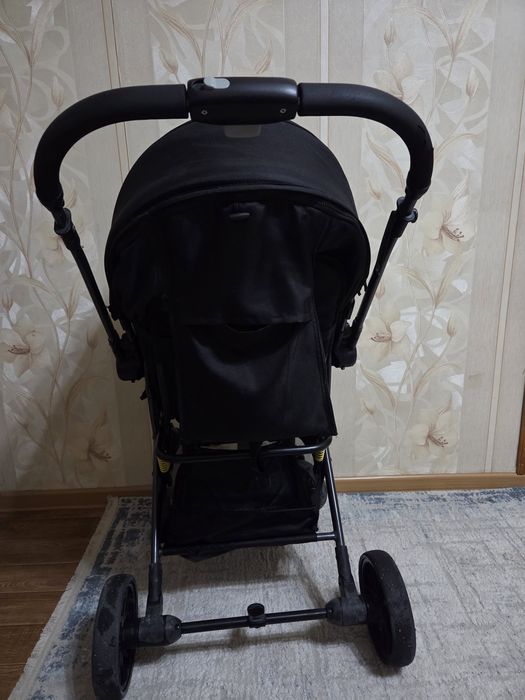 Коляска прогулочная