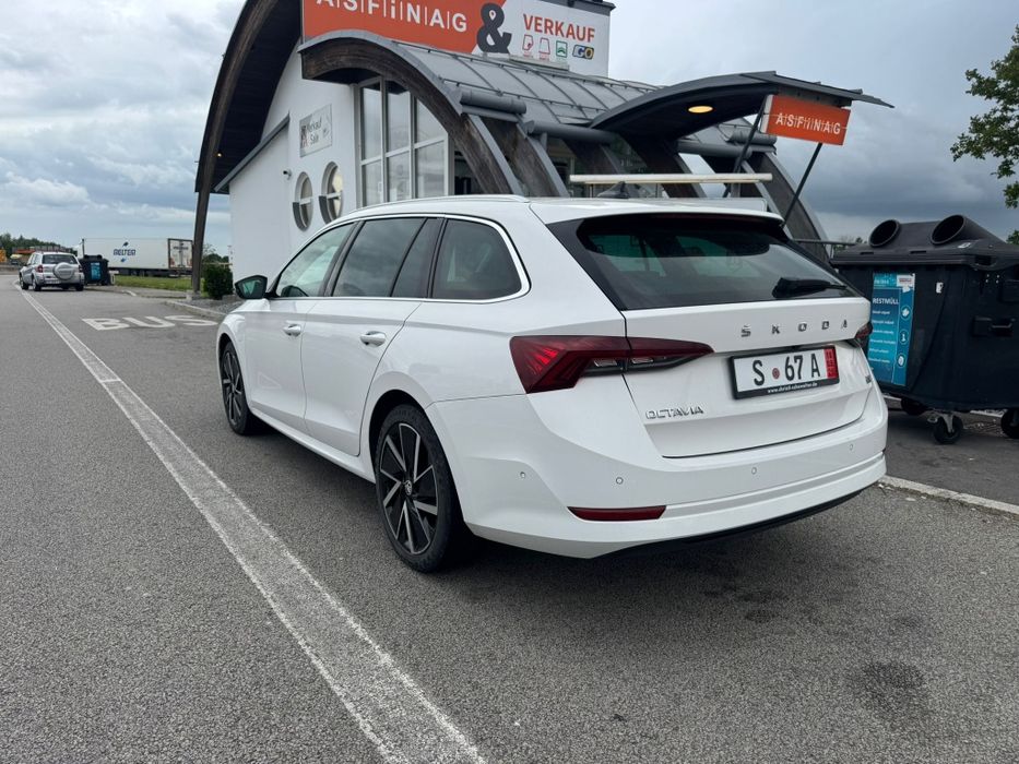 Skoda Octavia IV,E-Hybrid,Webasto,Matrix,Piele perforata,Camera