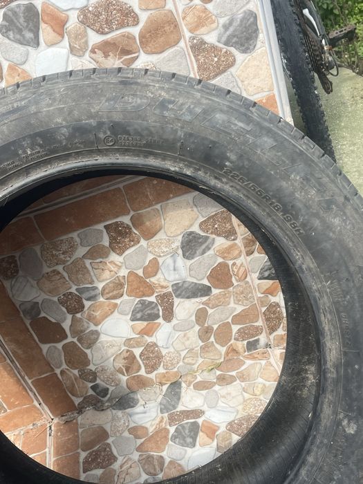 Продавам летни гуми 225/55/18