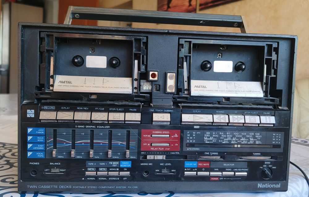 National 66, Sharp, Samsung.