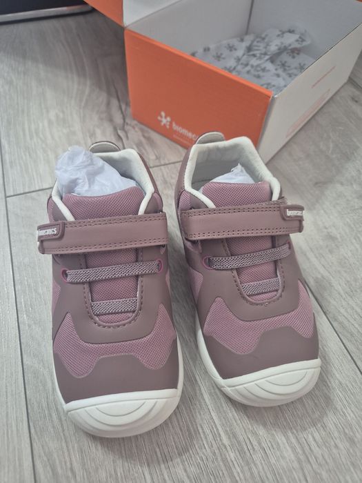 Adidasi Biomecanics 25, noi