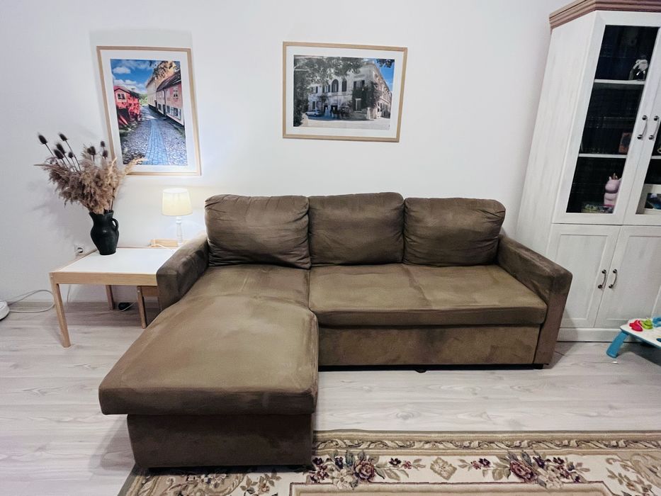 Canapea coltar extensibila Mobexpert 200x135 - utilizata - Urgent