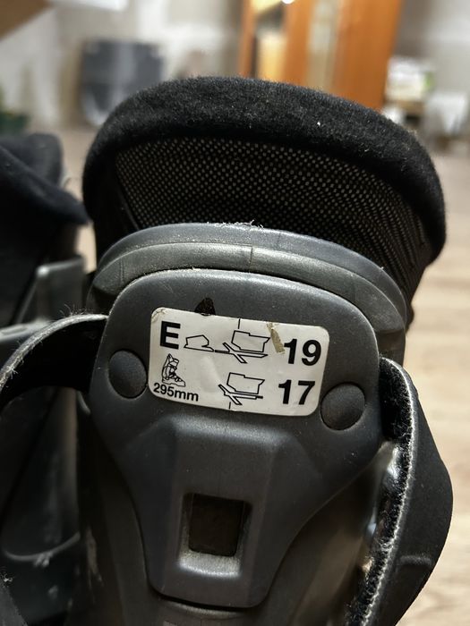 Clapari de ski dama, marimea 8 US, 6 1/2 UK, 25,5 cm