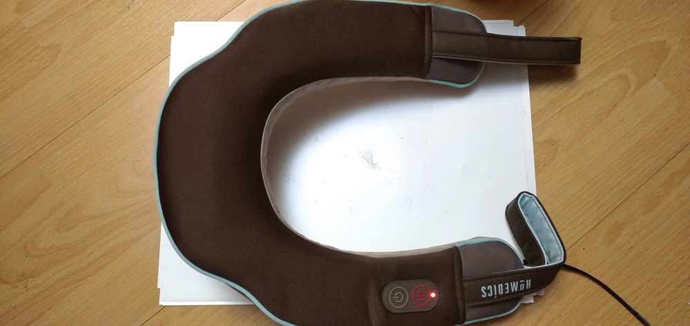 Aparat de masaj portabil cu vibratii pentru gat Homedics