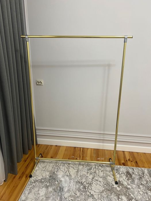 Кийимлар учун вешалка