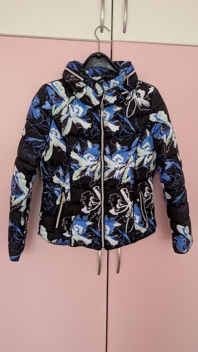 Дамско яке Bata S