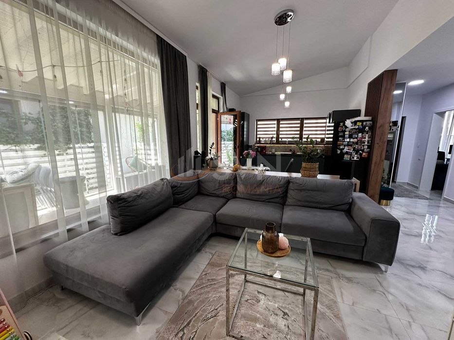 Canapea coltar Catifea L310 x 240 (coltar) x 100 adancime