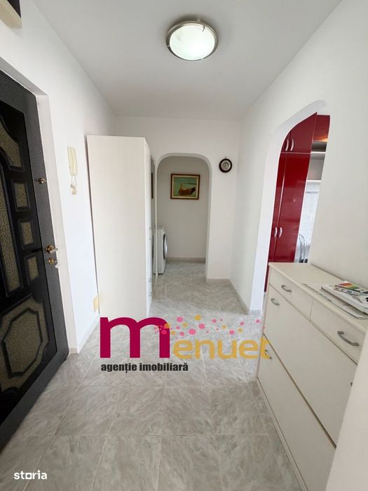 Apartament 3 camere,luminos,strada Victoriei