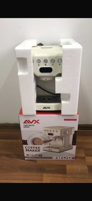 Vand Expresor Cafea AVX EM3202
