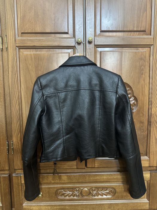 Късо кожено яке на Twinset