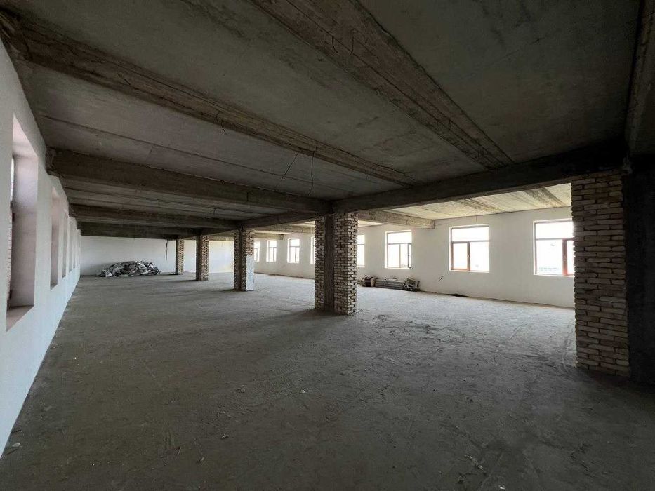 2 qavatli bino podvali bilan birga ijaraga beriladi. #a546