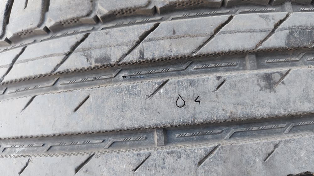 Гуми Нокиан 235/60/18