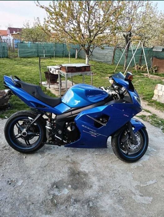 De vânzare Triumph ST1050