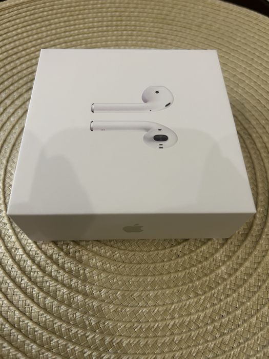 Apple AirPods  2