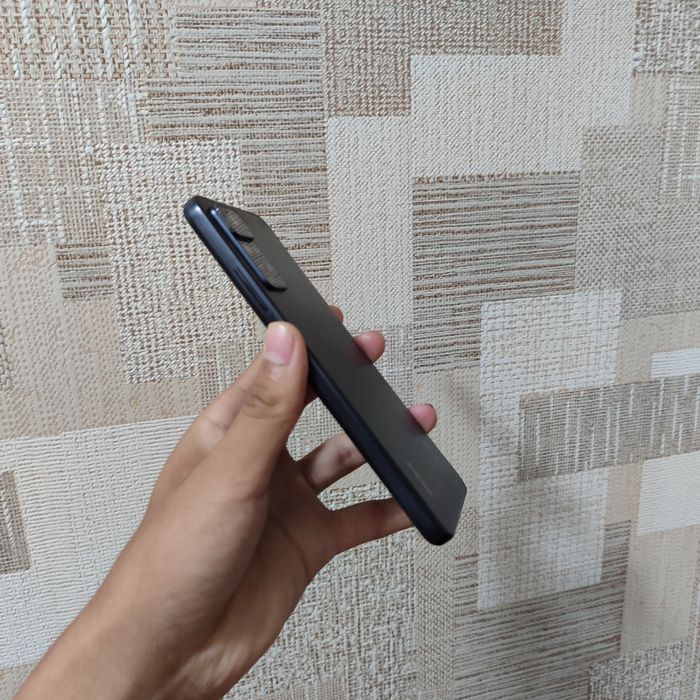 Redmi Note 11 Pro sotiladi srochno