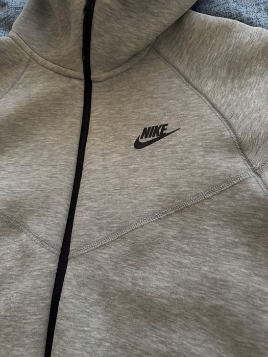 Tech fleece grey Xs чисто нов